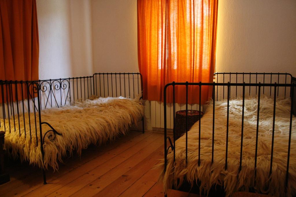 Guest House Kamenik Yagodina Zimmer foto